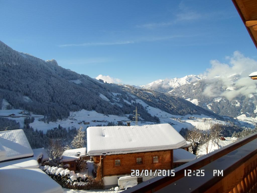 Haus Kroell Elisabeth Apartment Zell am Ziller Exterior photo